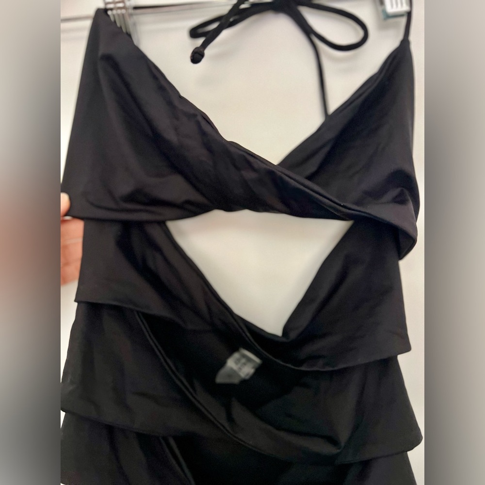 2000’s Victoria's Secret One Piece Black Halter Top Swim Suit